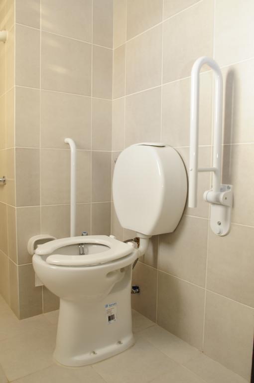 Hotel Euzko Alkartasuna Macachín Extérieur photo