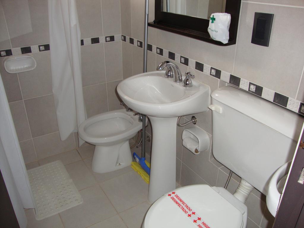 Hotel Euzko Alkartasuna Macachín Extérieur photo