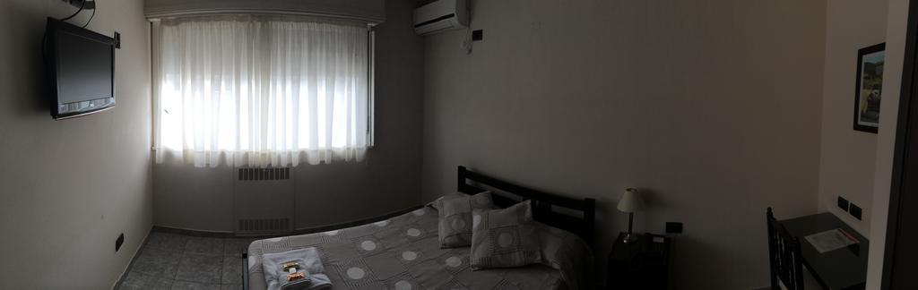 Hotel Euzko Alkartasuna Macachín Extérieur photo
