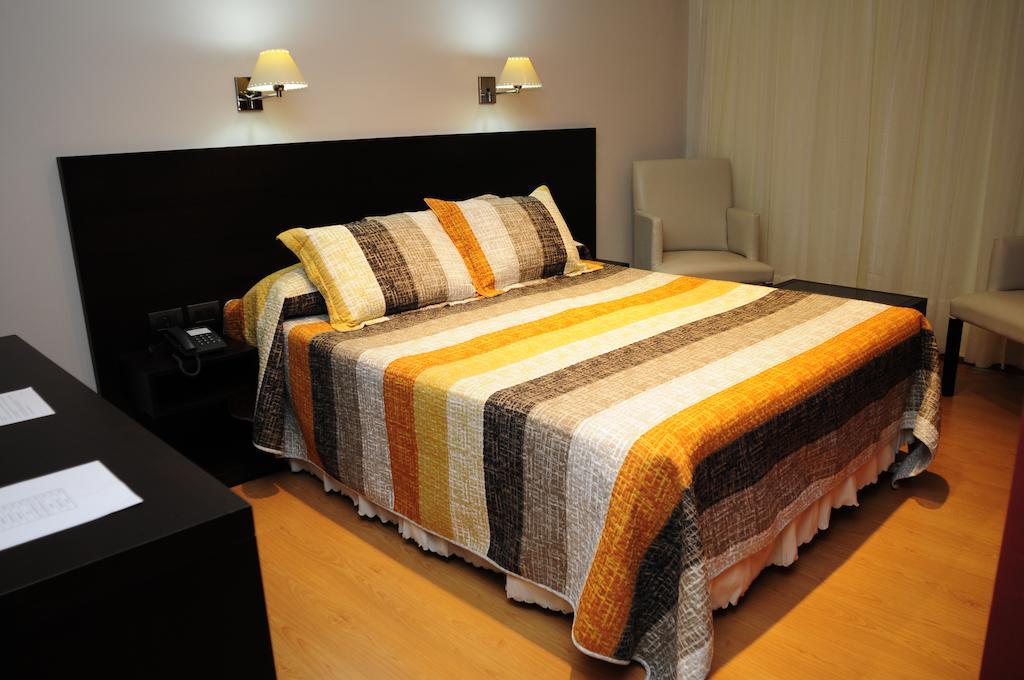 Hotel Euzko Alkartasuna Macachín Chambre photo